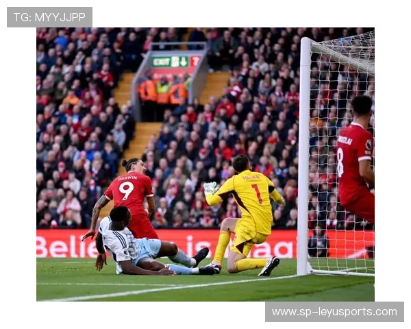 埃基蒂克闪击破门，利物浦迅速建立领先：一次进攻背后的品牌力量