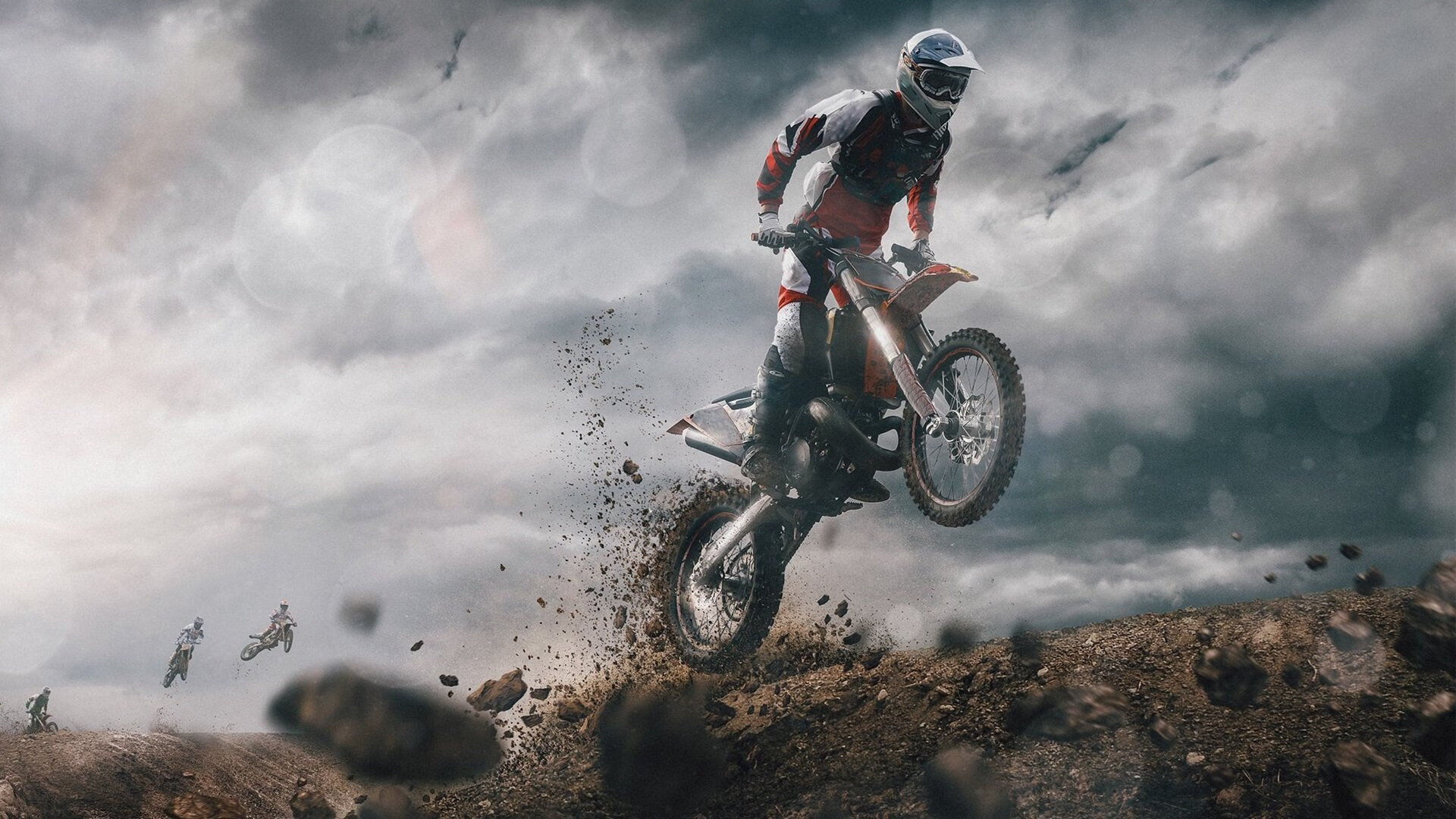 伊利亚·哈伦男子蝶泳赛场新星崛起